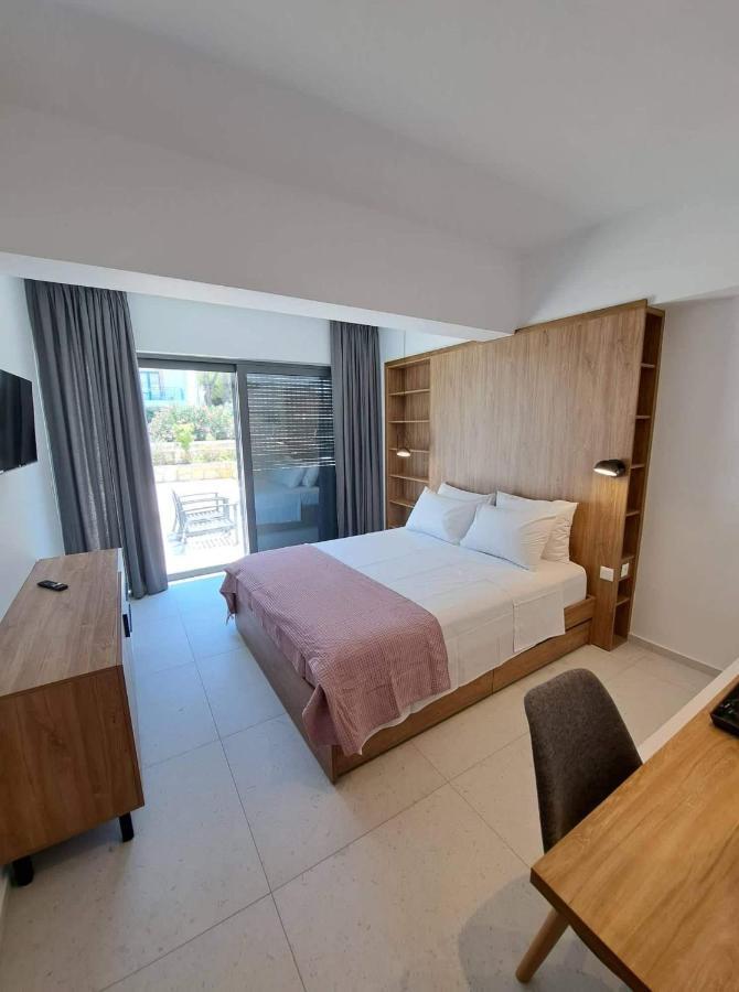 Courtyard Luxury Suites “Marianthi” Pefki Екстериор снимка